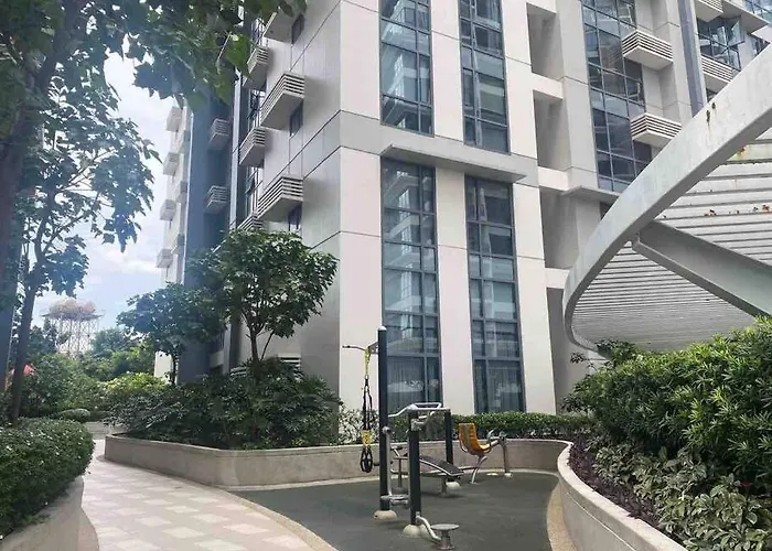 1br At Viceroy Mckinley Taguig Apartment